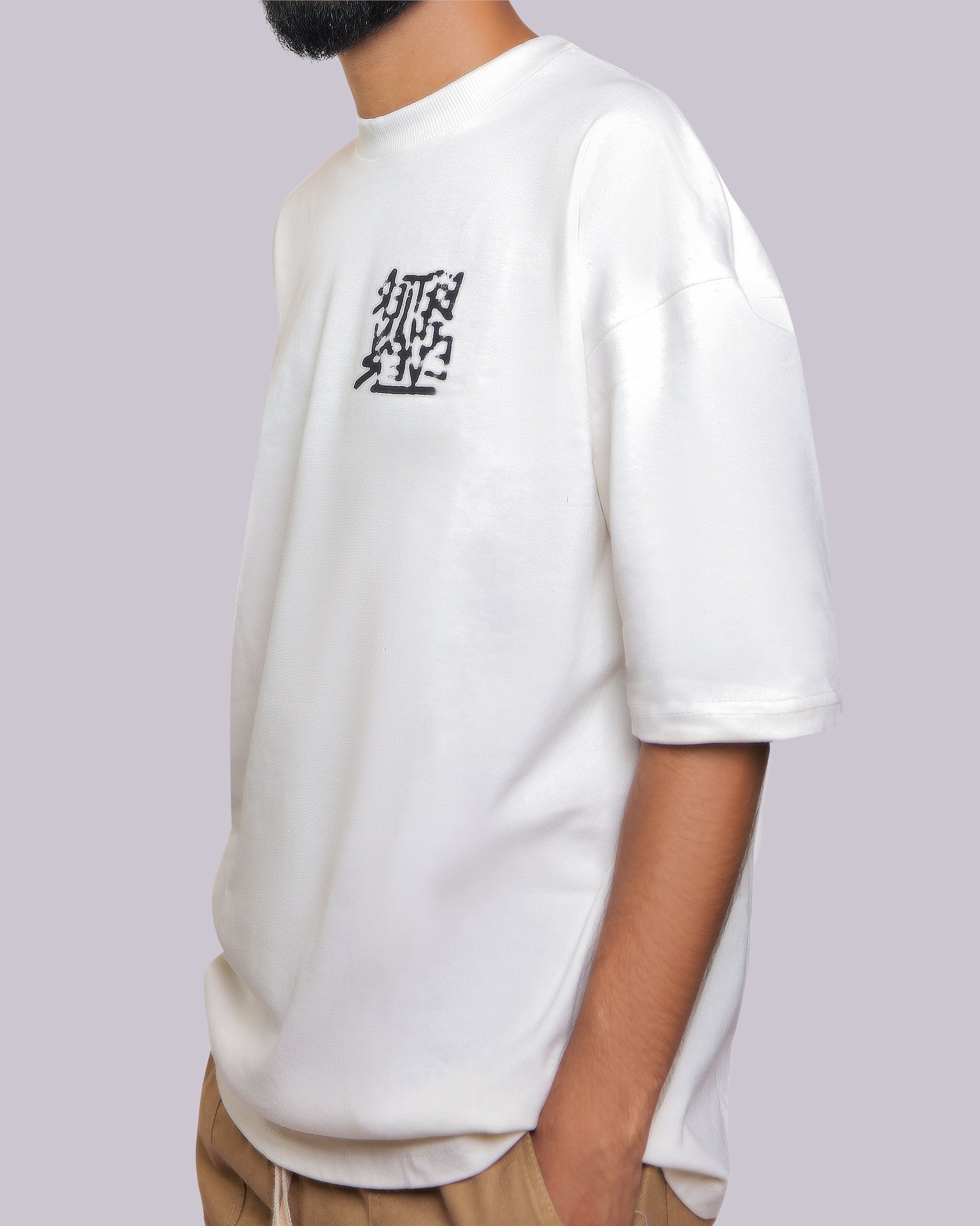OVERSIZED GRAPHIC TEE